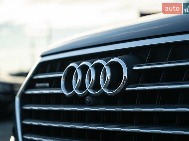 Зелений Ауді Ку 7, об'ємом двигуна 3 л та пробігом 69 тис. км за 36500 $, фото 13 на Automoto.ua