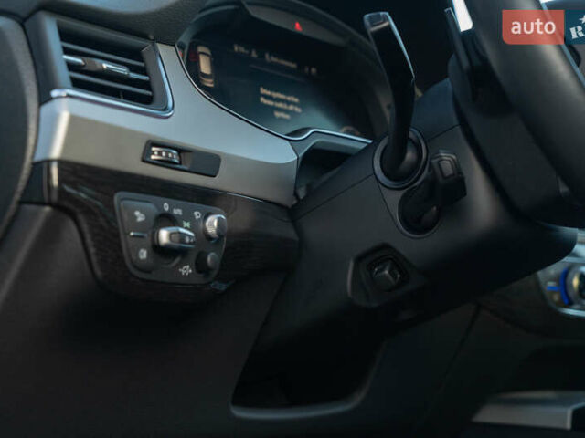 Зелений Ауді Ку 7, об'ємом двигуна 3 л та пробігом 69 тис. км за 36500 $, фото 17 на Automoto.ua