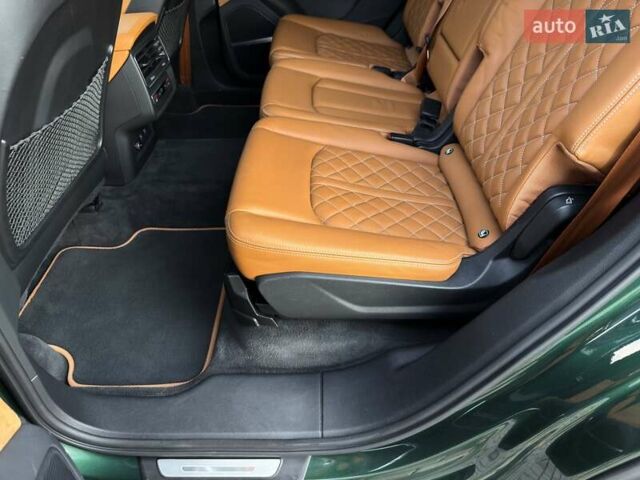 Зеленый Ауди Ку 7, объемом двигателя 3 л и пробегом 61 тыс. км за 86999 $, фото 86 на Automoto.ua