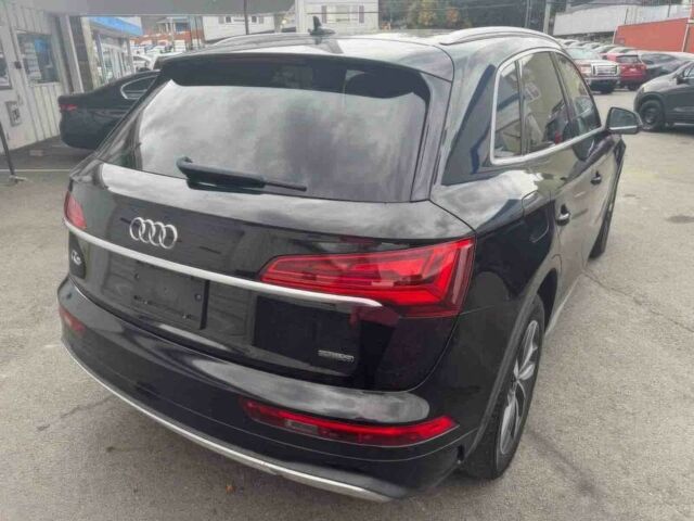 Чорний Ауді Quattro, об'ємом двигуна 2 л та пробігом 13 тис. км за 19990 $, фото 6 на Automoto.ua