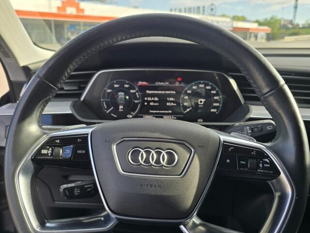 Серый Ауди Кватро, объемом двигателя 0 л и пробегом 144 тыс. км за 32800 $, фото 14 на Automoto.ua