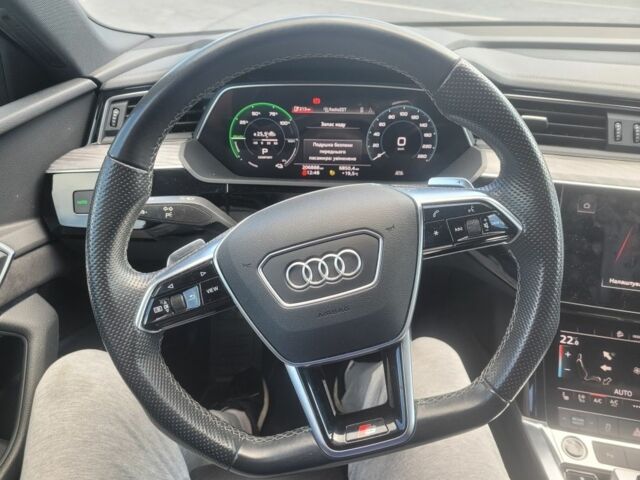 Серый Ауди Кватро, объемом двигателя 0 л и пробегом 200 тыс. км за 25000 $, фото 4 на Automoto.ua