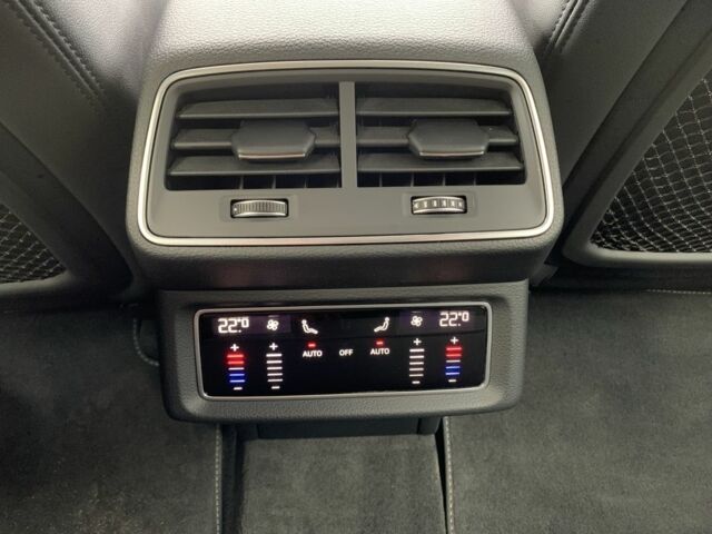 Серый Ауди Кватро, объемом двигателя 0 л и пробегом 1 тыс. км за 60000 $, фото 9 на Automoto.ua