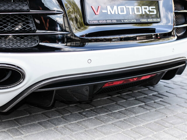 Білий Ауді R8, об'ємом двигуна 5.2 л та пробігом 38 тис. км за 63000 $, фото 17 на Automoto.ua
