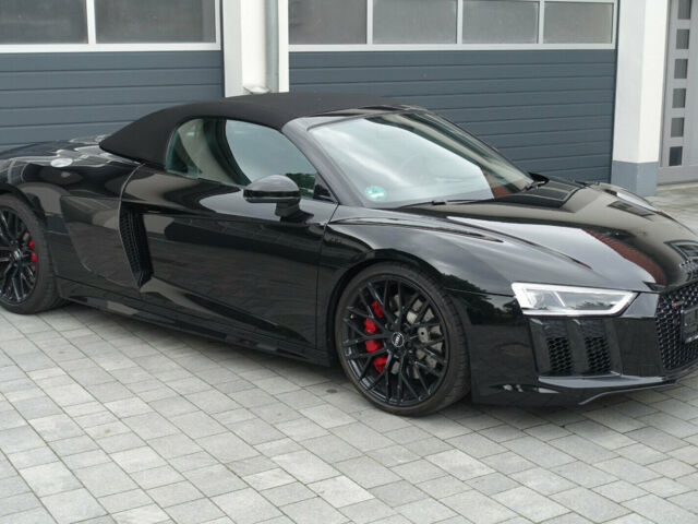 Чорний Ауді R8, об'ємом двигуна 52 л та пробігом 24 тис. км за 190000 $, фото 2 на Automoto.ua