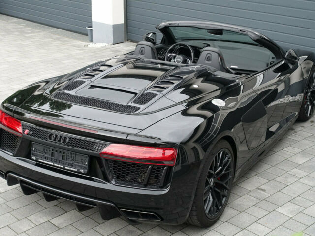 Чорний Ауді R8, об'ємом двигуна 52 л та пробігом 24 тис. км за 190000 $, фото 5 на Automoto.ua