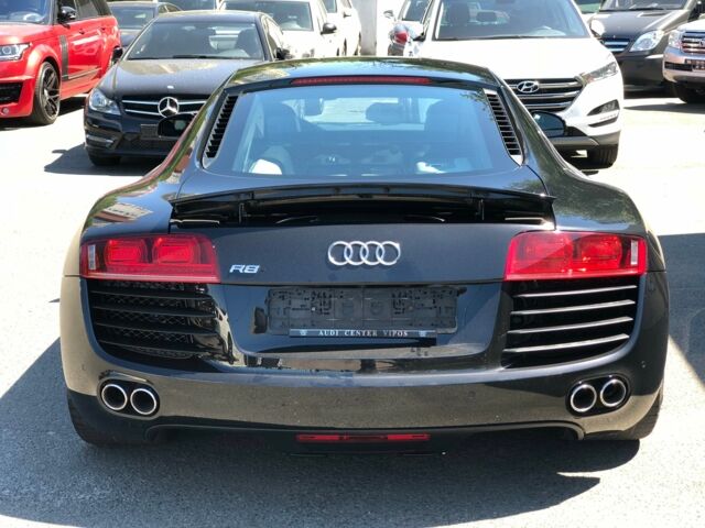 Чорний Ауді R8, об'ємом двигуна 42 л та пробігом 50 тис. км за 39500 $, фото 4 на Automoto.ua