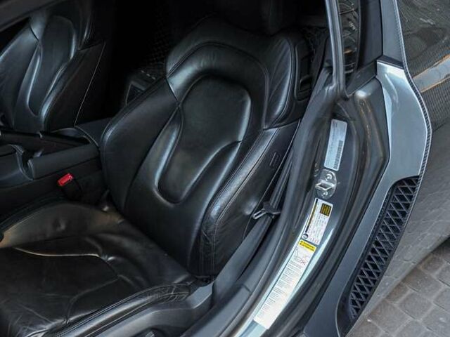 Ауді R8, об'ємом двигуна 4.2 л та пробігом 42 тис. км за 45499 $, фото 30 на Automoto.ua