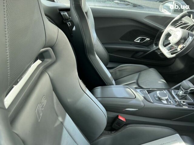 Ауди Р8, объемом двигателя 3 л и пробегом 1 тыс. км за 176931 $, фото 5 на Automoto.ua