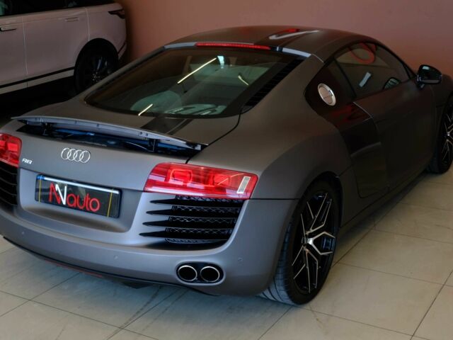 Сірий Ауді R8, об'ємом двигуна 4.2 л та пробігом 101 тис. км за 38995 $, фото 4 на Automoto.ua