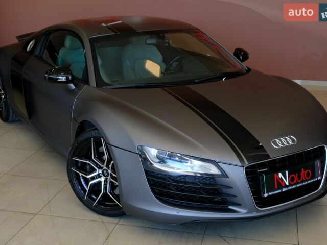 Сірий Ауді R8, об'ємом двигуна 4.16 л та пробігом 101 тис. км за 38900 $, фото 4 на Automoto.ua