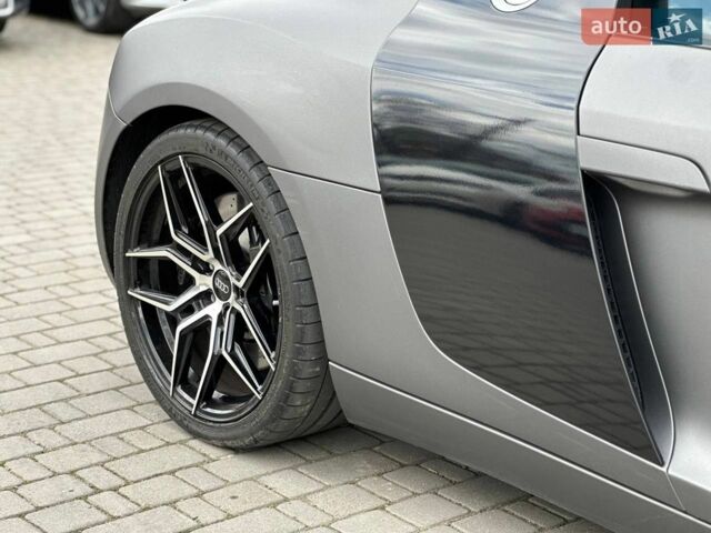 Сірий Ауді R8, об'ємом двигуна 4.2 л та пробігом 102 тис. км за 37990 $, фото 11 на Automoto.ua