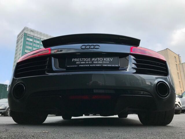 Сірий Ауді R8, об'ємом двигуна 5.2 л та пробігом 13 тис. км за 94900 $, фото 31 на Automoto.ua