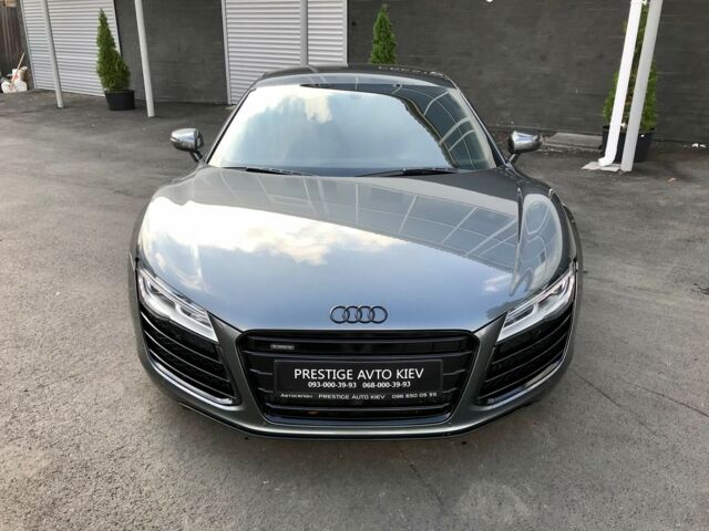 Сірий Ауді R8, об'ємом двигуна 5.2 л та пробігом 13 тис. км за 94900 $, фото 5 на Automoto.ua