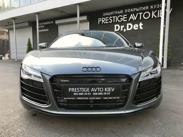 Сірий Ауді R8, об'ємом двигуна 5.2 л та пробігом 13 тис. км за 94900 $, фото 4 на Automoto.ua