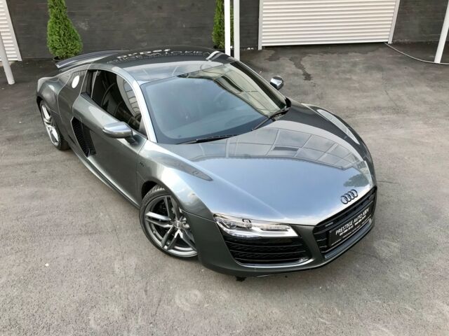 Сірий Ауді R8, об'ємом двигуна 5.2 л та пробігом 13 тис. км за 94900 $, фото 18 на Automoto.ua