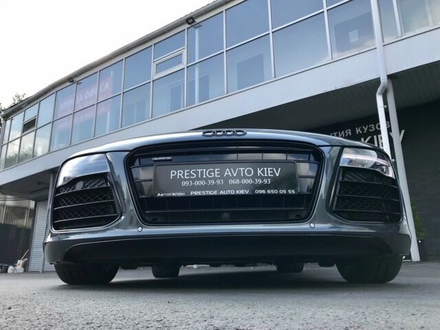 Сірий Ауді R8, об'ємом двигуна 5.2 л та пробігом 13 тис. км за 94900 $, фото 12 на Automoto.ua