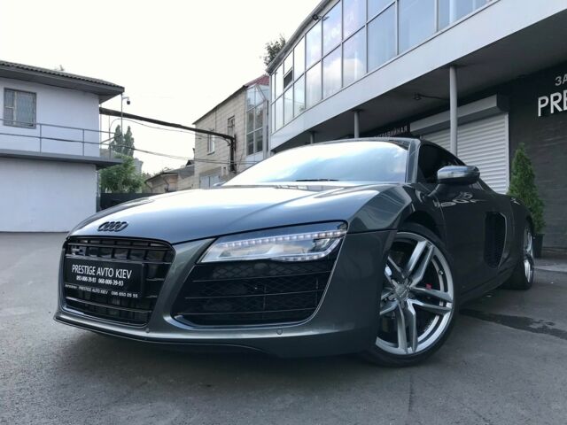 Сірий Ауді R8, об'ємом двигуна 5.2 л та пробігом 13 тис. км за 94900 $, фото 10 на Automoto.ua