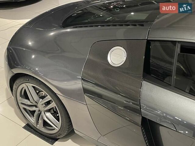 Сірий Ауді R8, об'ємом двигуна 5.2 л та пробігом 29 тис. км за 89000 $, фото 59 на Automoto.ua