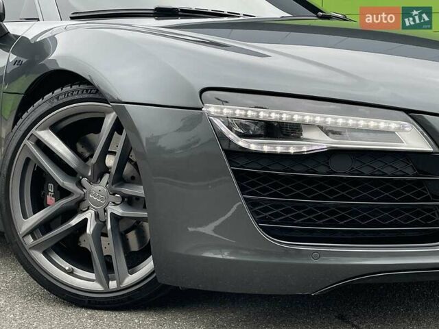 Сірий Ауді R8, об'ємом двигуна 5.2 л та пробігом 29 тис. км за 89000 $, фото 6 на Automoto.ua