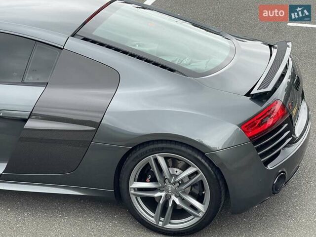 Сірий Ауді R8, об'ємом двигуна 5.2 л та пробігом 29 тис. км за 89000 $, фото 46 на Automoto.ua