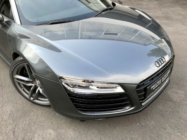 Сірий Ауді R8, об'ємом двигуна 5.2 л та пробігом 13 тис. км за 94900 $, фото 24 на Automoto.ua