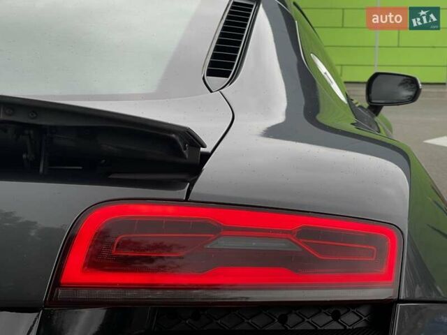 Сірий Ауді R8, об'ємом двигуна 5.2 л та пробігом 29 тис. км за 89000 $, фото 48 на Automoto.ua