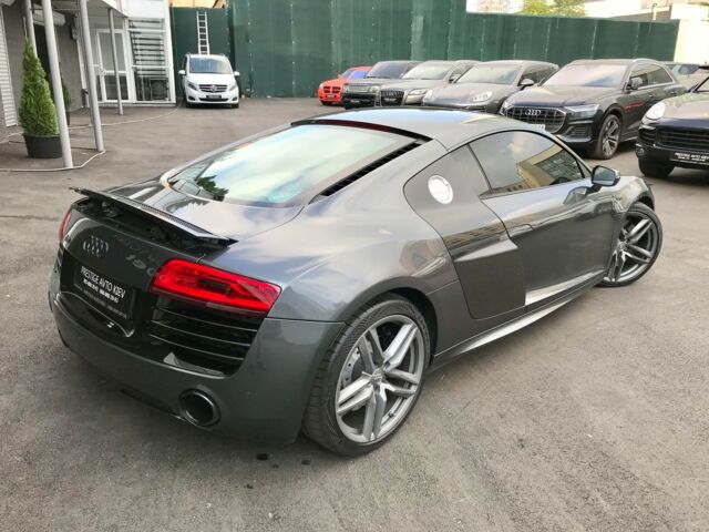 Сірий Ауді R8, об'ємом двигуна 5.2 л та пробігом 13 тис. км за 94900 $, фото 34 на Automoto.ua
