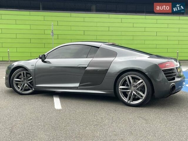 Сірий Ауді R8, об'ємом двигуна 5.2 л та пробігом 29 тис. км за 89000 $, фото 18 на Automoto.ua