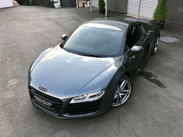 Сірий Ауді R8, об'ємом двигуна 5.2 л та пробігом 13 тис. км за 94900 $, фото 9 на Automoto.ua