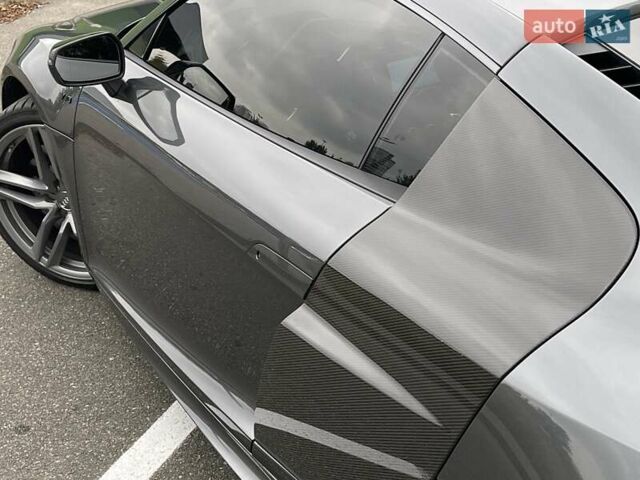Сірий Ауді R8, об'ємом двигуна 5.2 л та пробігом 29 тис. км за 89000 $, фото 21 на Automoto.ua