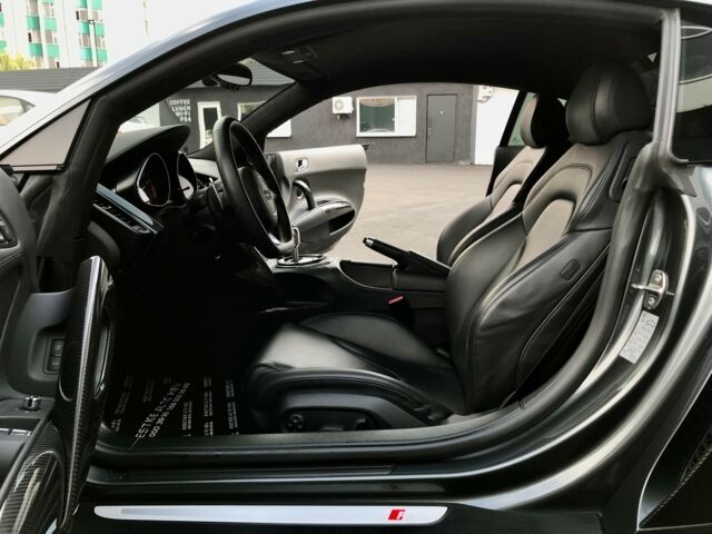 Сірий Ауді R8, об'ємом двигуна 5.2 л та пробігом 13 тис. км за 94900 $, фото 48 на Automoto.ua