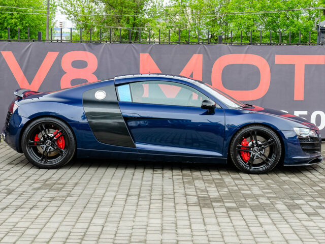 Синий Ауди Р8, объемом двигателя 4.2 л и пробегом 79 тыс. км за 43000 $, фото 8 на Automoto.ua