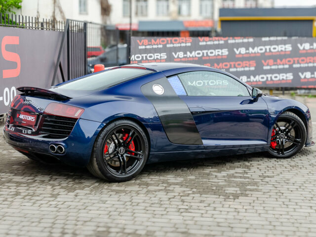 Синий Ауди Р8, объемом двигателя 4.2 л и пробегом 79 тыс. км за 43000 $, фото 5 на Automoto.ua