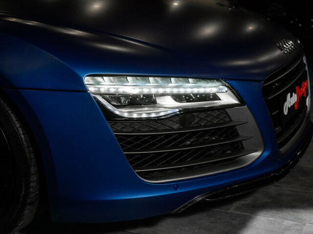 Синий Ауди Р8, объемом двигателя 5.2 л и пробегом 270 тыс. км за 30000 $, фото 18 на Automoto.ua