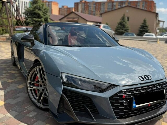 Синий Ауди Р8, объемом двигателя 5.2 л и пробегом 43 тыс. км за 224999 $, фото 2 на Automoto.ua