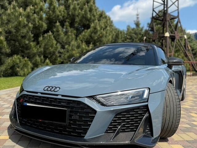 Синий Ауди Р8, объемом двигателя 5.2 л и пробегом 43 тыс. км за 224999 $, фото 4 на Automoto.ua