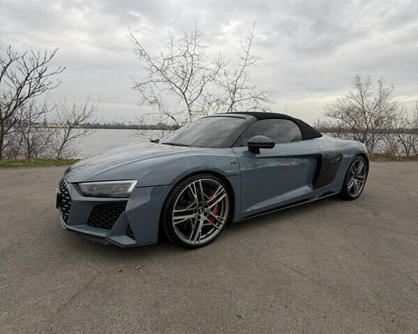 Синий Ауди Р8, объемом двигателя 5.2 л и пробегом 43 тыс. км за 238888 $, фото 11 на Automoto.ua