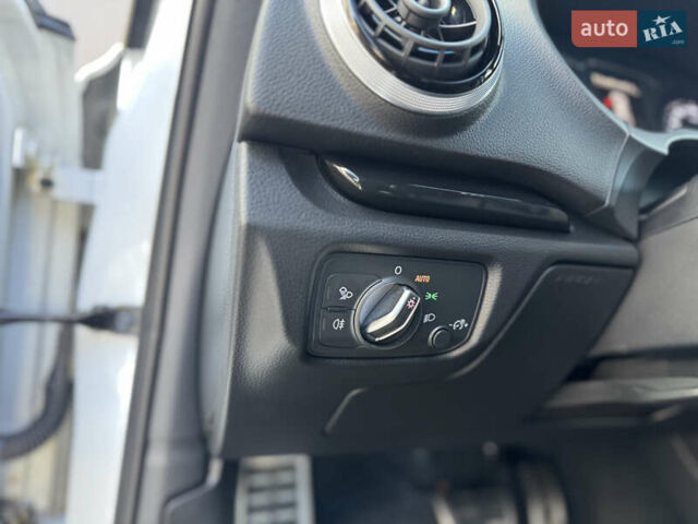 Белый Ауди РС3, объемом двигателя 2.48 л и пробегом 65 тыс. км за 32000 $, фото 27 на Automoto.ua