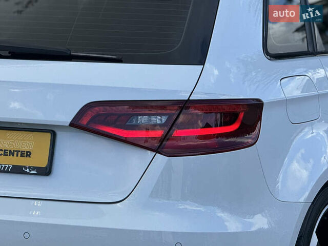 Белый Ауди РС3, объемом двигателя 2.48 л и пробегом 65 тыс. км за 32000 $, фото 9 на Automoto.ua