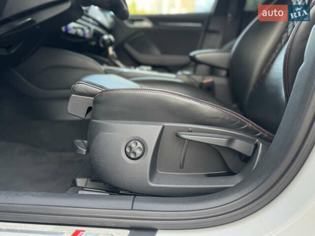 Белый Ауди РС3, объемом двигателя 2.48 л и пробегом 65 тыс. км за 32000 $, фото 29 на Automoto.ua