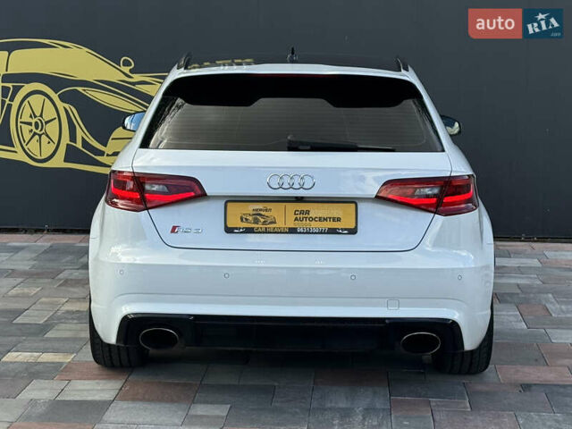 Белый Ауди РС3, объемом двигателя 2.48 л и пробегом 65 тыс. км за 32000 $, фото 4 на Automoto.ua