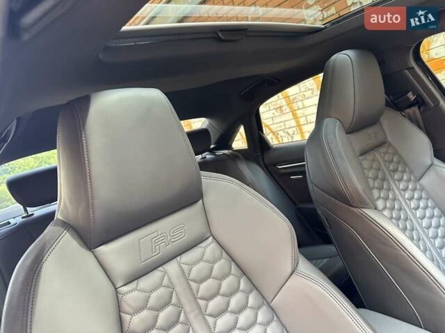 Черный Ауди РС3, объемом двигателя 2.5 л и пробегом 15 тыс. км за 72999 $, фото 3 на Automoto.ua