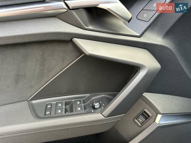 Черный Ауди РС3, объемом двигателя 2.5 л и пробегом 15 тыс. км за 72999 $, фото 13 на Automoto.ua
