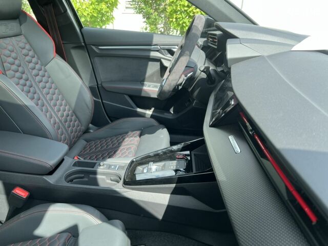 Ауди РС3, объемом двигателя 2.48 л и пробегом 6 тыс. км за 64773 $, фото 28 на Automoto.ua