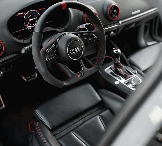 Серый Ауди РС3, объемом двигателя 2.5 л и пробегом 79 тыс. км за 36000 $, фото 12 на Automoto.ua