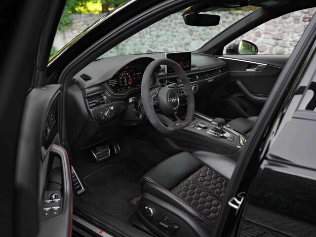 Черный Ауди РС4, объемом двигателя 3 л и пробегом 42 тыс. км за 14000 $, фото 8 на Automoto.ua