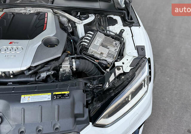Білий Ауді РС5, об'ємом двигуна 2.89 л та пробігом 49 тис. км за 49500 $, фото 15 на Automoto.ua