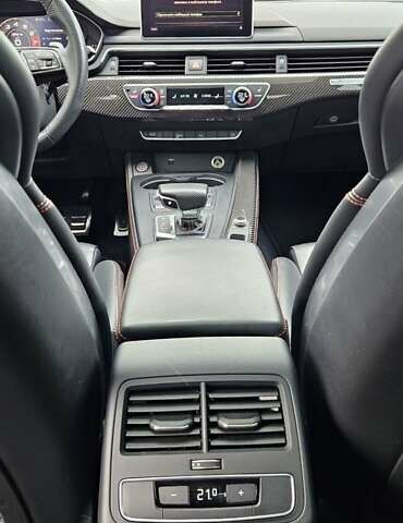 Белый Ауди РС5, объемом двигателя 2.89 л и пробегом 89 тыс. км за 46500 $, фото 24 на Automoto.ua