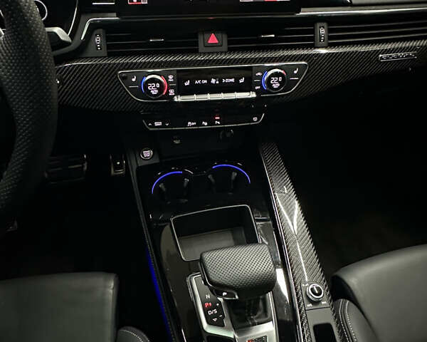 Белый Ауди РС5, объемом двигателя 2.89 л и пробегом 33 тыс. км за 59900 $, фото 33 на Automoto.ua